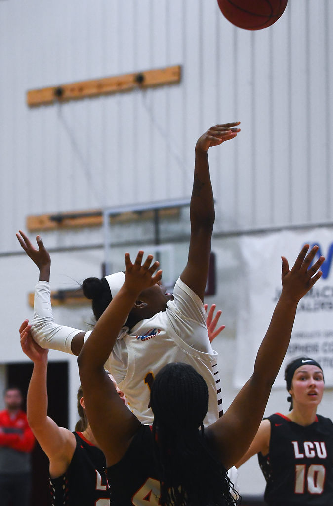 Cadreanna Lee goes up for a shot